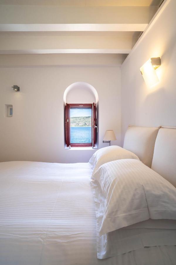 Hotel Pirgos Mavromichali Liménion Exterior foto